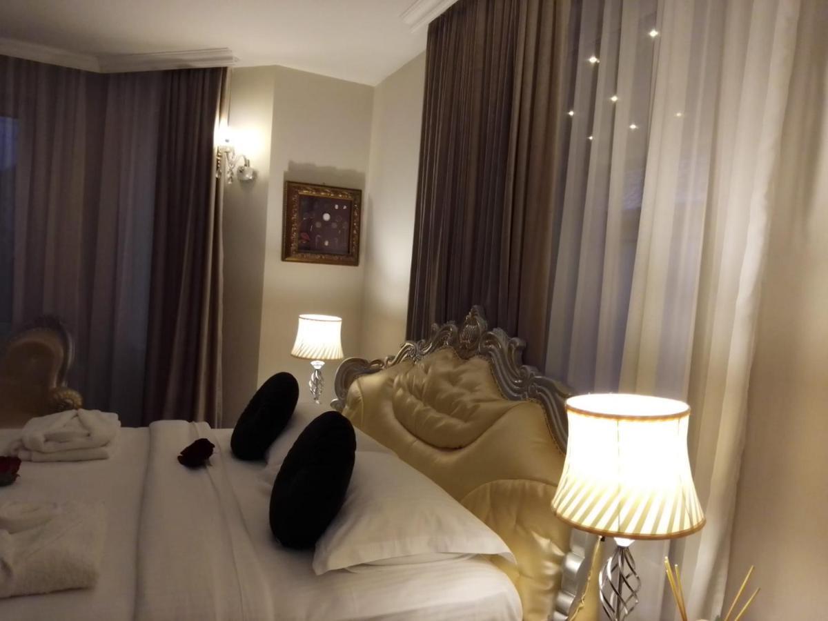 Casa Maria Roses Hotel Rîşnov Eksteriør billede
